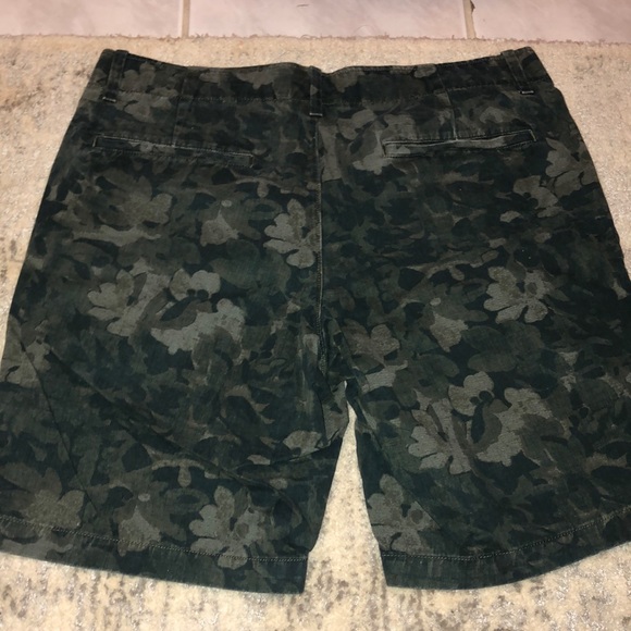 Gap “The Lived In” short - Picture 5 of 5